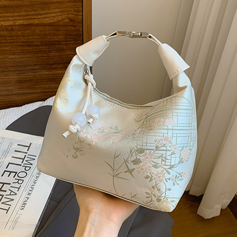 Women'S Accessories Handbags - Chińska torebka na nadgarstek w stylu